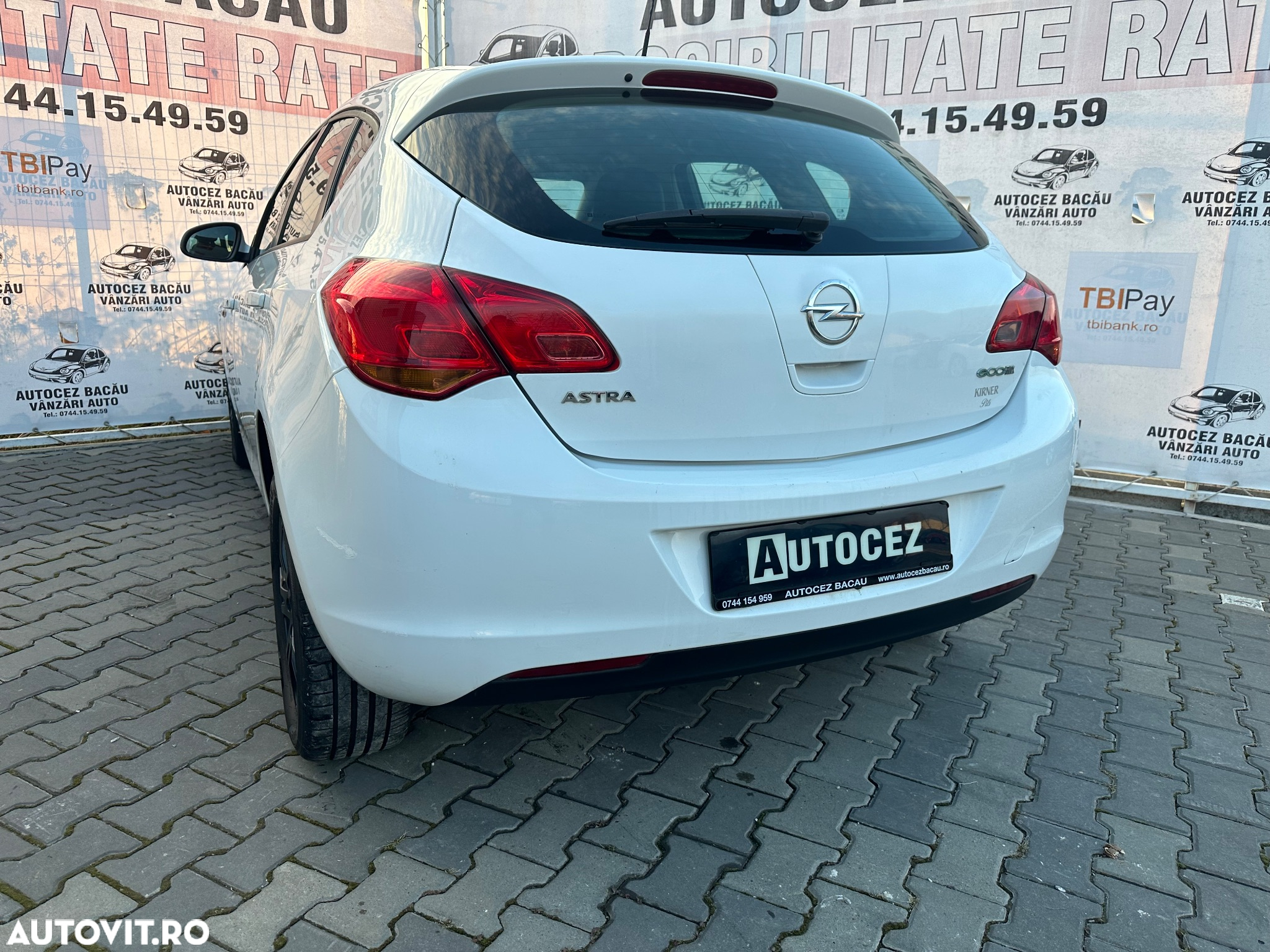 Opel Astra 1.4 ECOFLEX Selection - 11