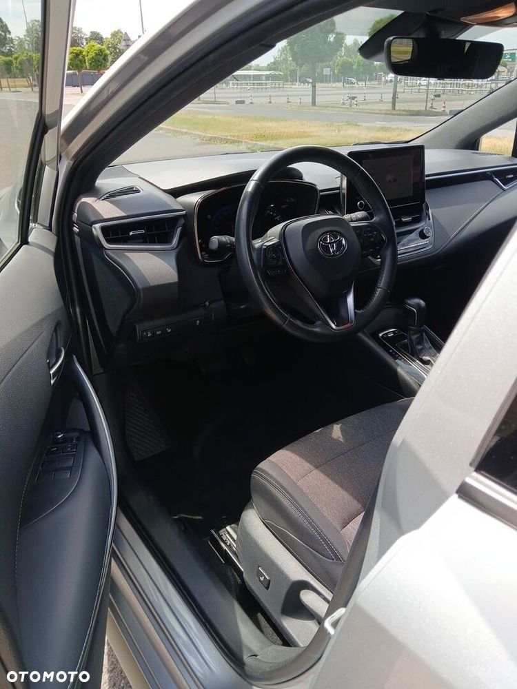 Toyota Corolla 1.8 Hybrid Comfort - 18