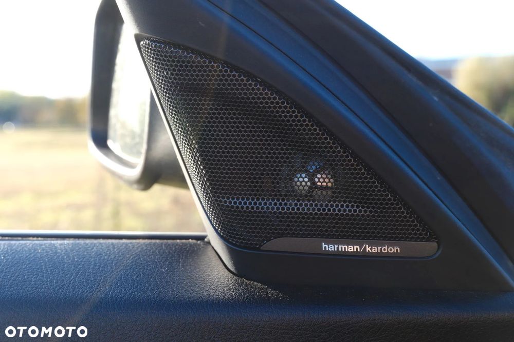 BMW 3GT 320d Sport-Aut Luxury Line - 10