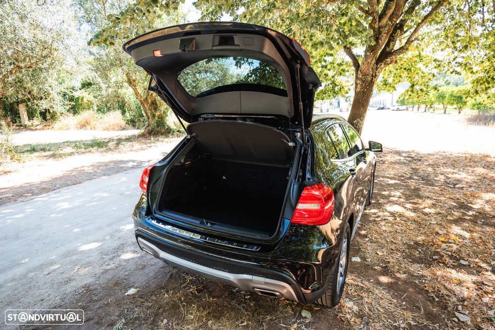 Mercedes-Benz GLA 220 CDi AMG Line 4-Matic - 47