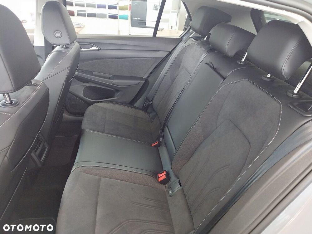 Volkswagen Golf - 17