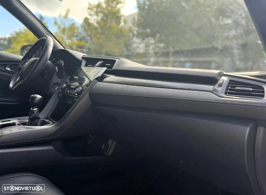 Honda Civic 1.0 i-VTEC Elegance Navi - 10