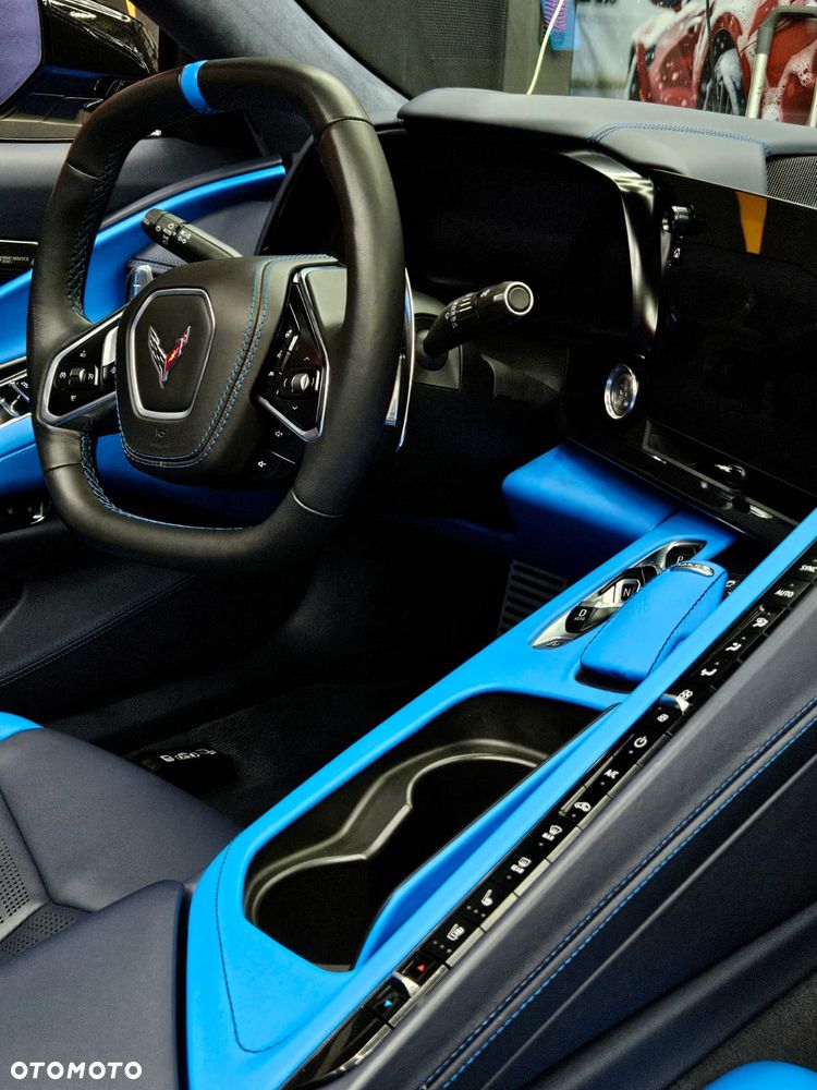 Chevrolet Corvette - 7