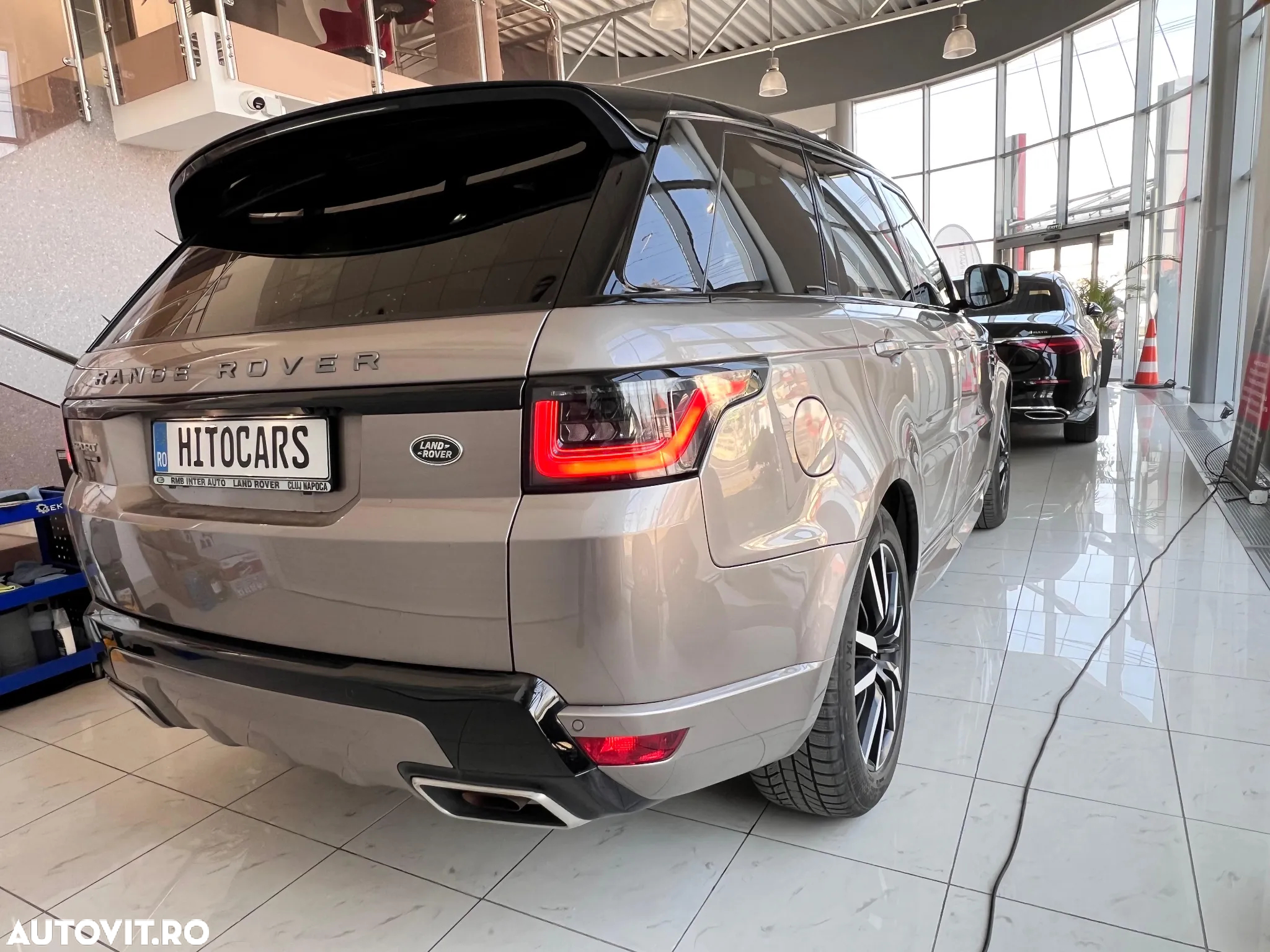 Land Rover Range Rover Sport - 3