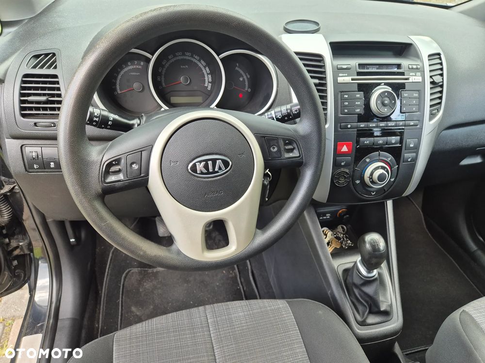 Kia Venga 1.4 CVVT ISG Vision - 10