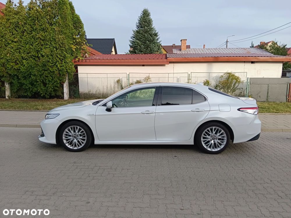 Toyota Camry 2.5 Hybrid Executive CVT - 7