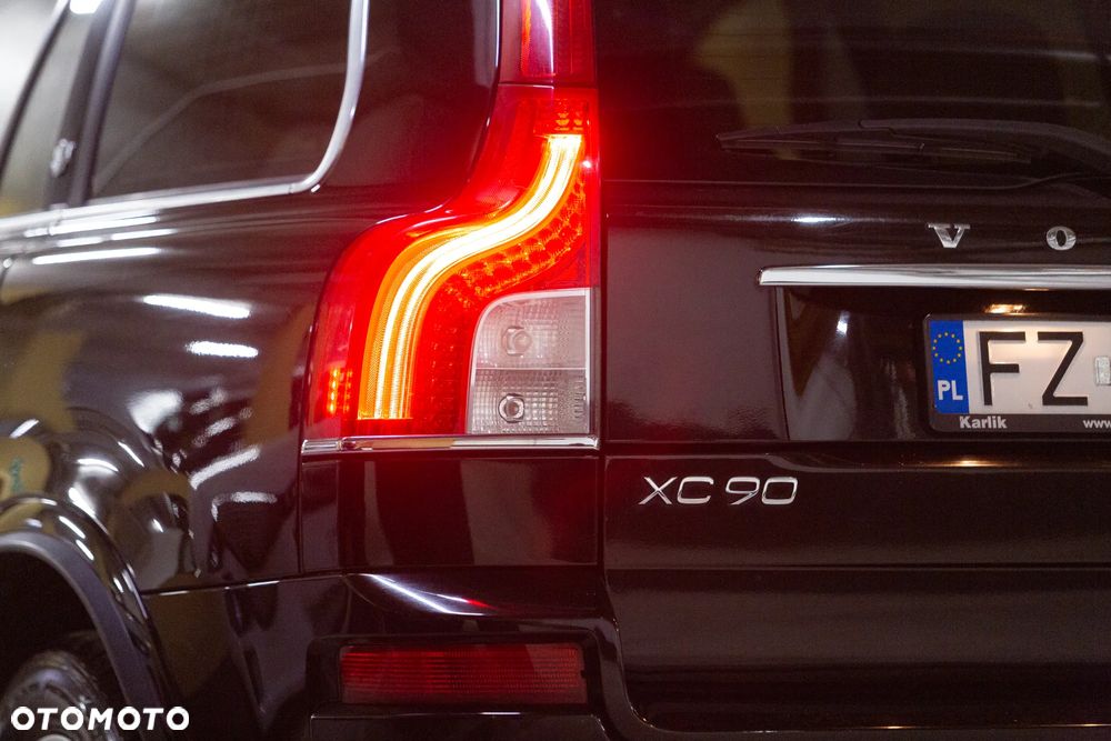 Volvo XC 90 D5 AWD Executive - 7