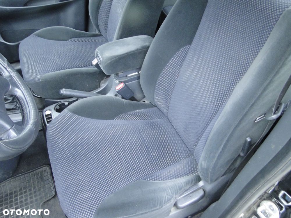 Hyundai Tucson 2.0 CRDi 2WD GLS - 11