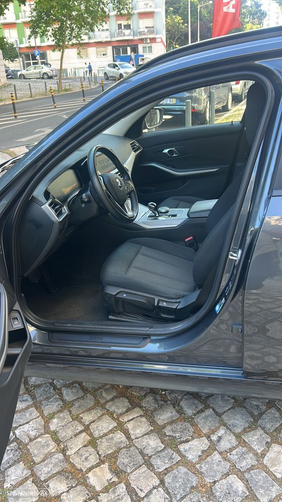 BMW 320 d Auto - 8