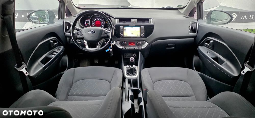 Kia Rio 1.4 Dream Team Edition - 8