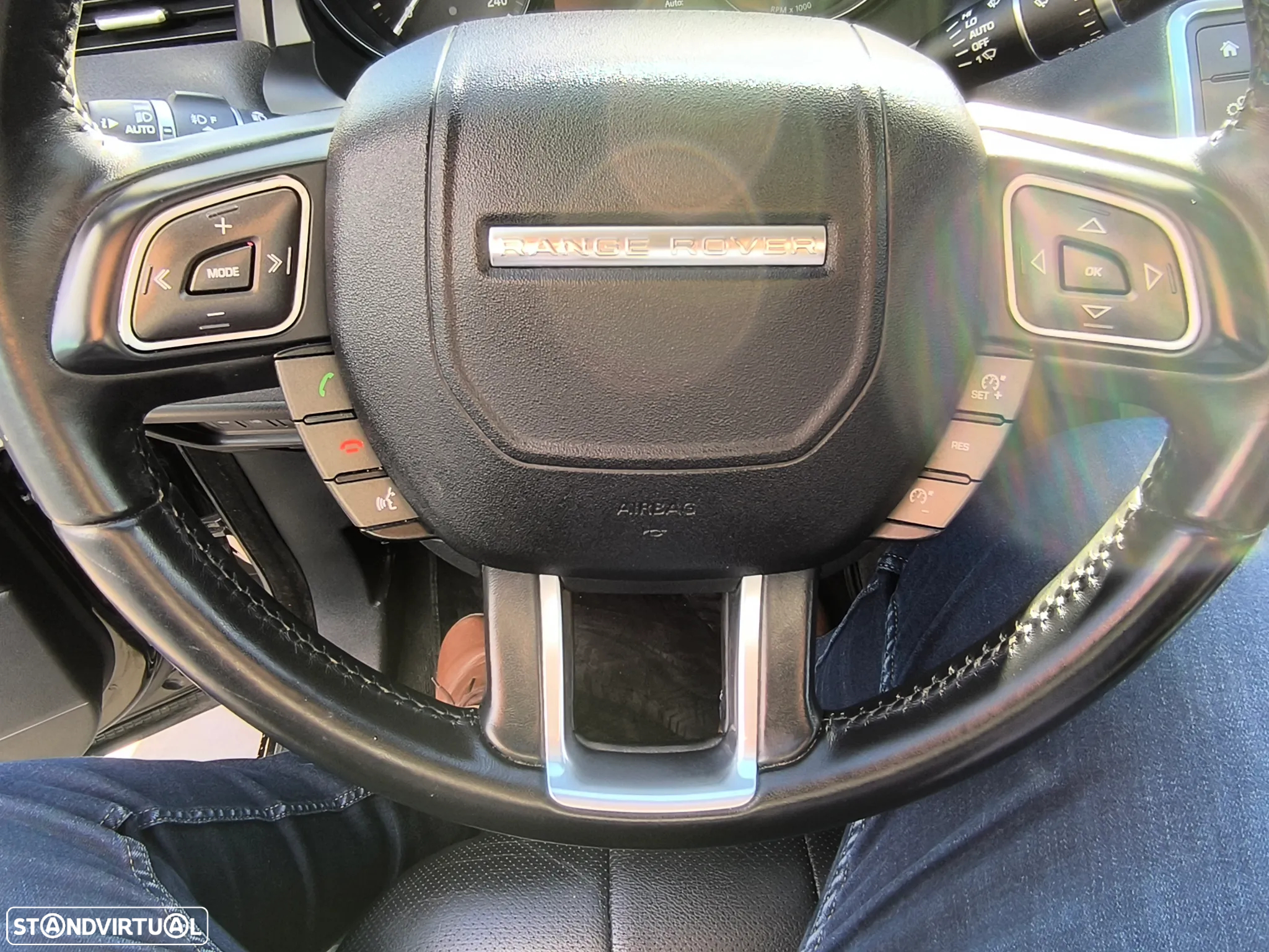 Land Rover Range Rover Evoque 2.0 D150 R-Dynamic S - 21