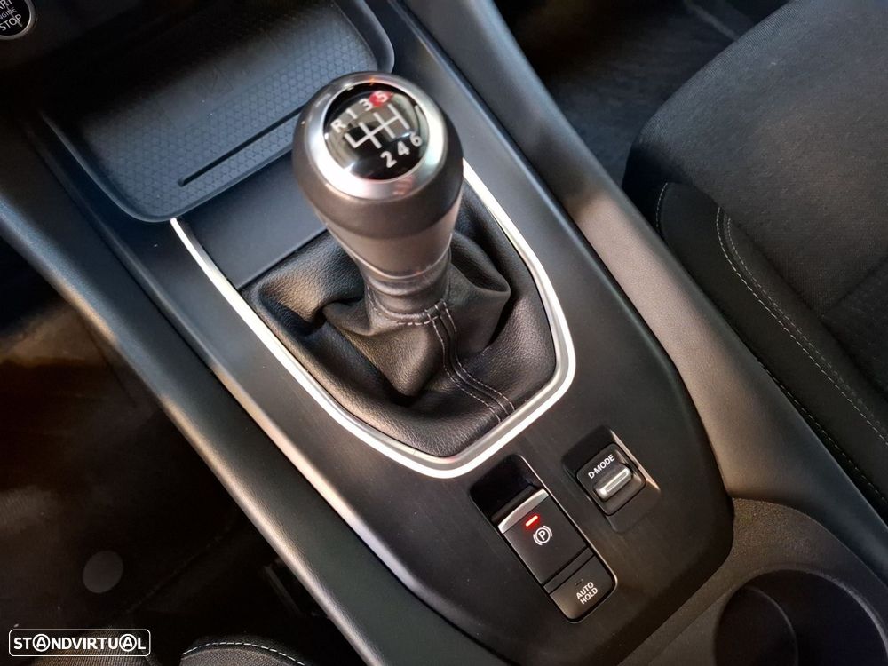 Nissan Qashqai 1.3 DIG-T N-Connecta LED - 19