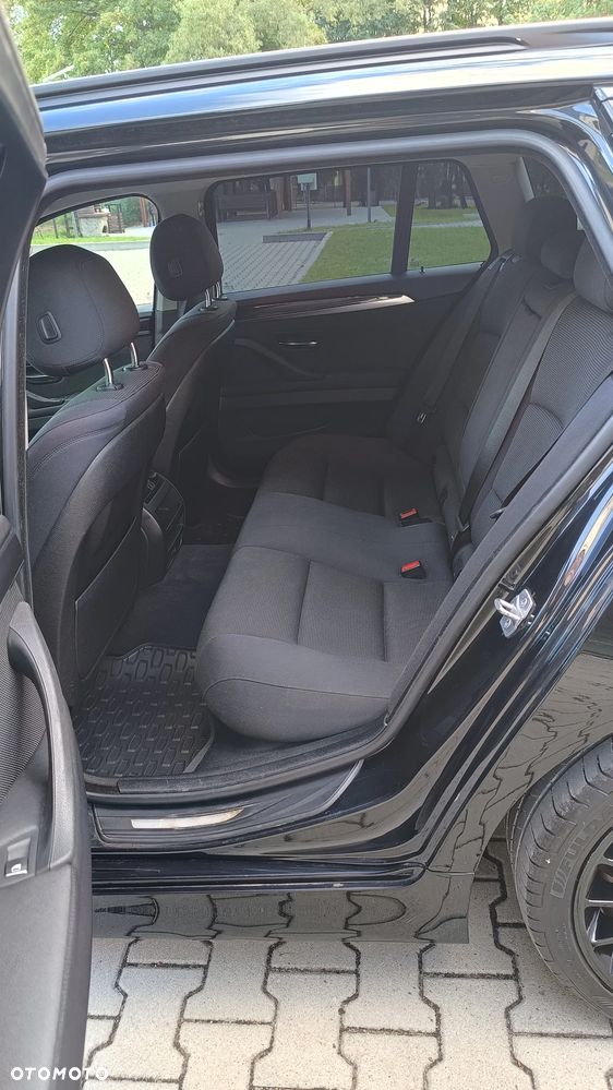 BMW Seria 5 535d xDrive Luxury Line - 13