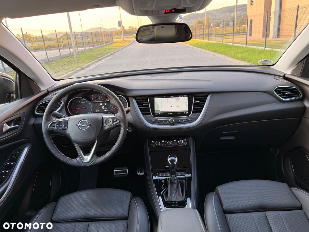 Opel Grandland X 1.6 T Ultimate S&S - 23