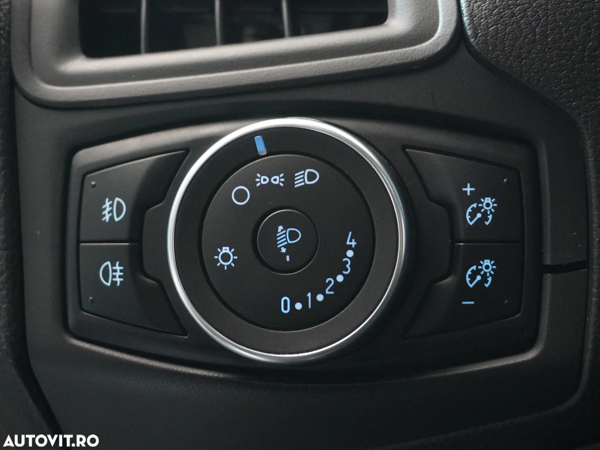 Ford Focus Turnier 1.5 EcoBlue Start-Stopp-System Aut. COOL&CONNECT - 19