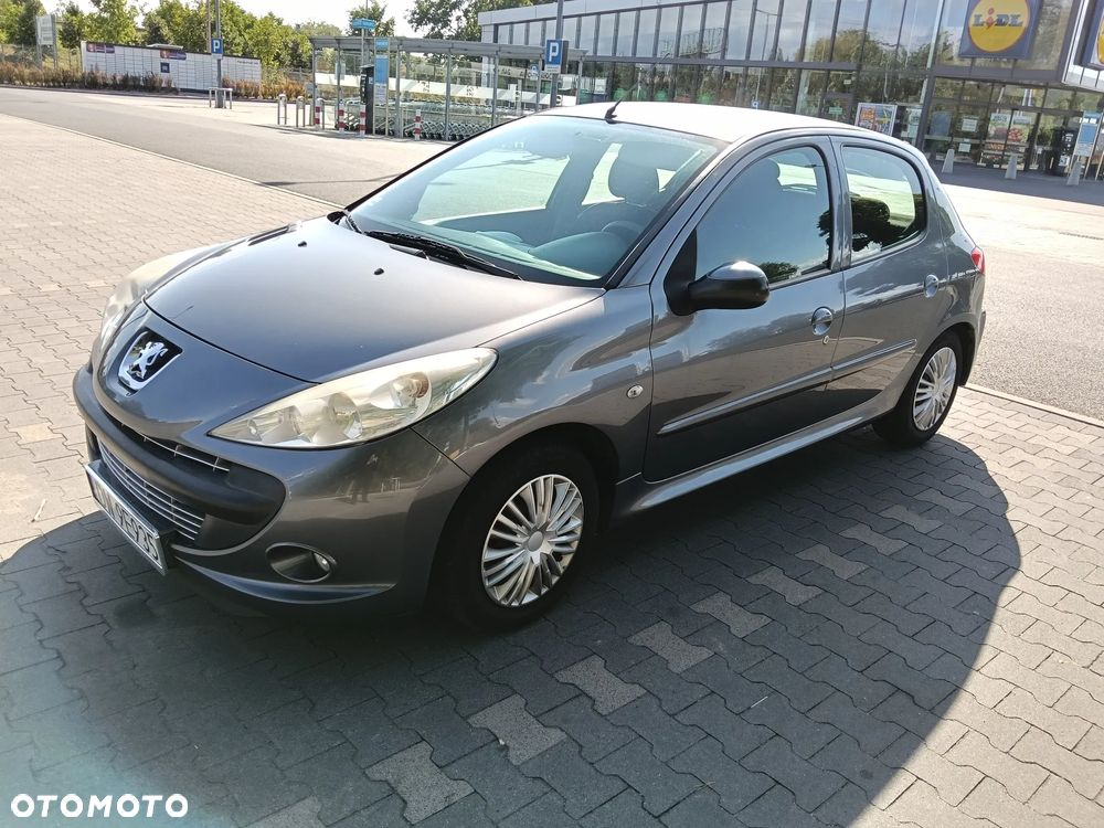 Peugeot 206 2009 photo 4