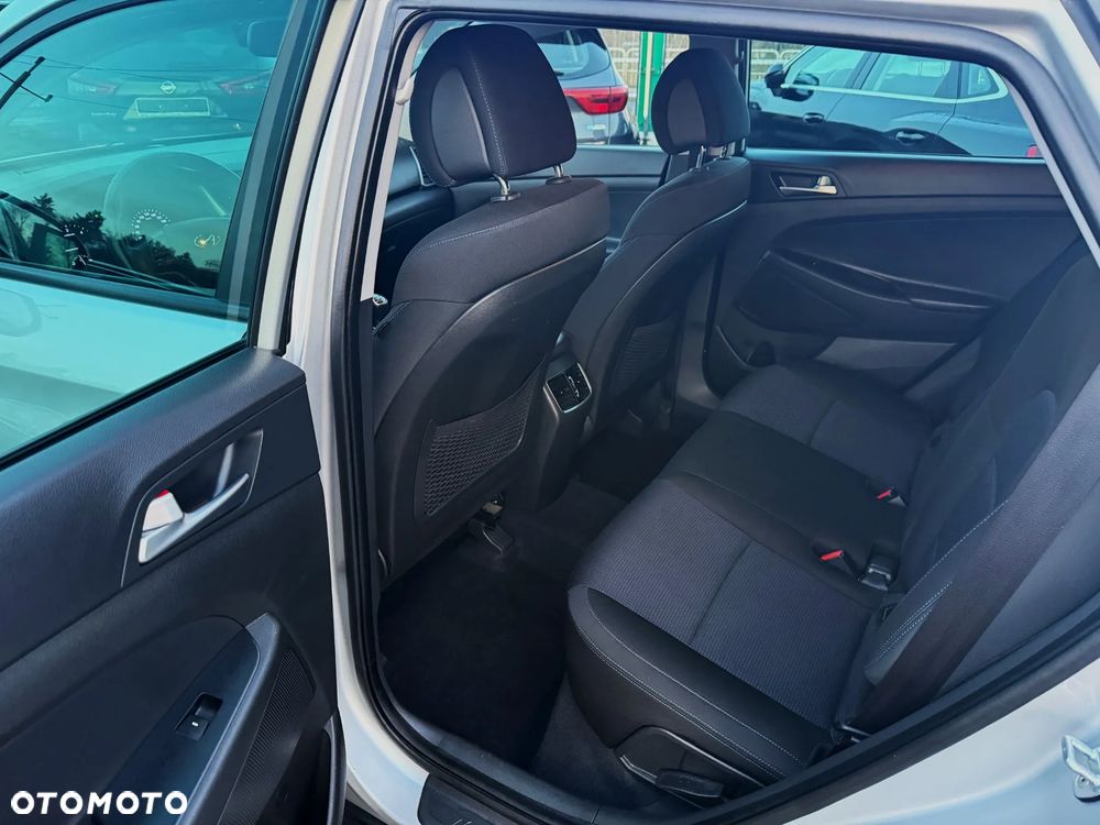 Hyundai Tucson blue 1.7 CRDi 2WD Passion Plus - 9