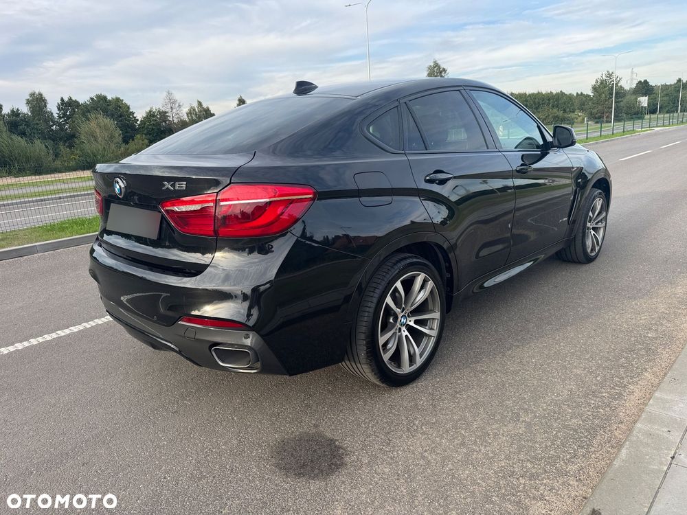 BMW X6 xDrive30d - 17