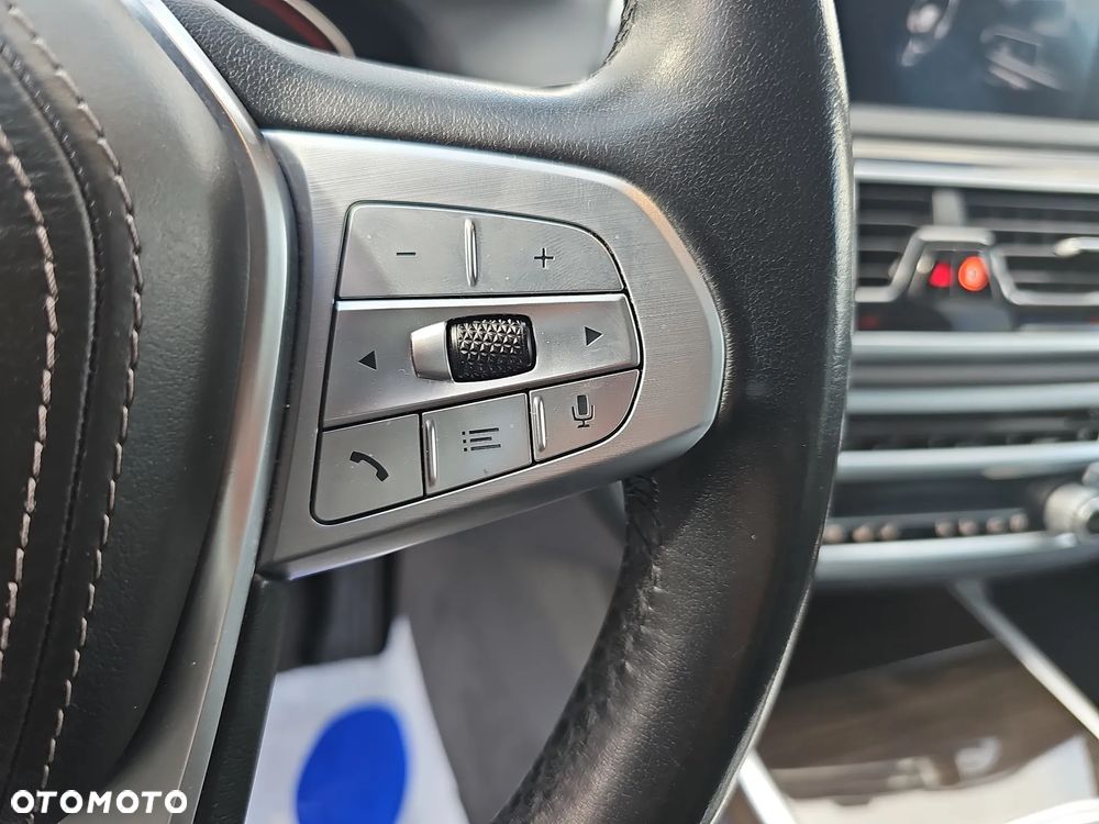 BMW Seria 7 730Ld xDrive mHEV - 18