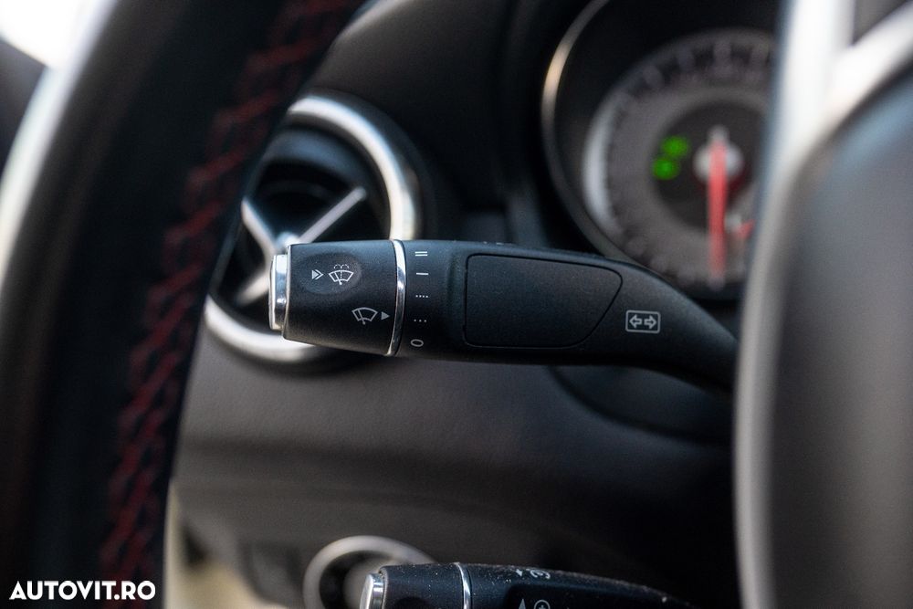Mercedes-Benz CLA 220 - 17