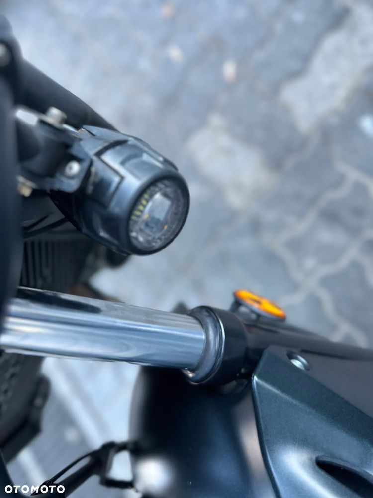 Honda CB - 19