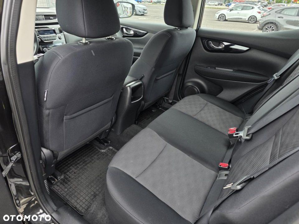 Nissan Qashqai - 10