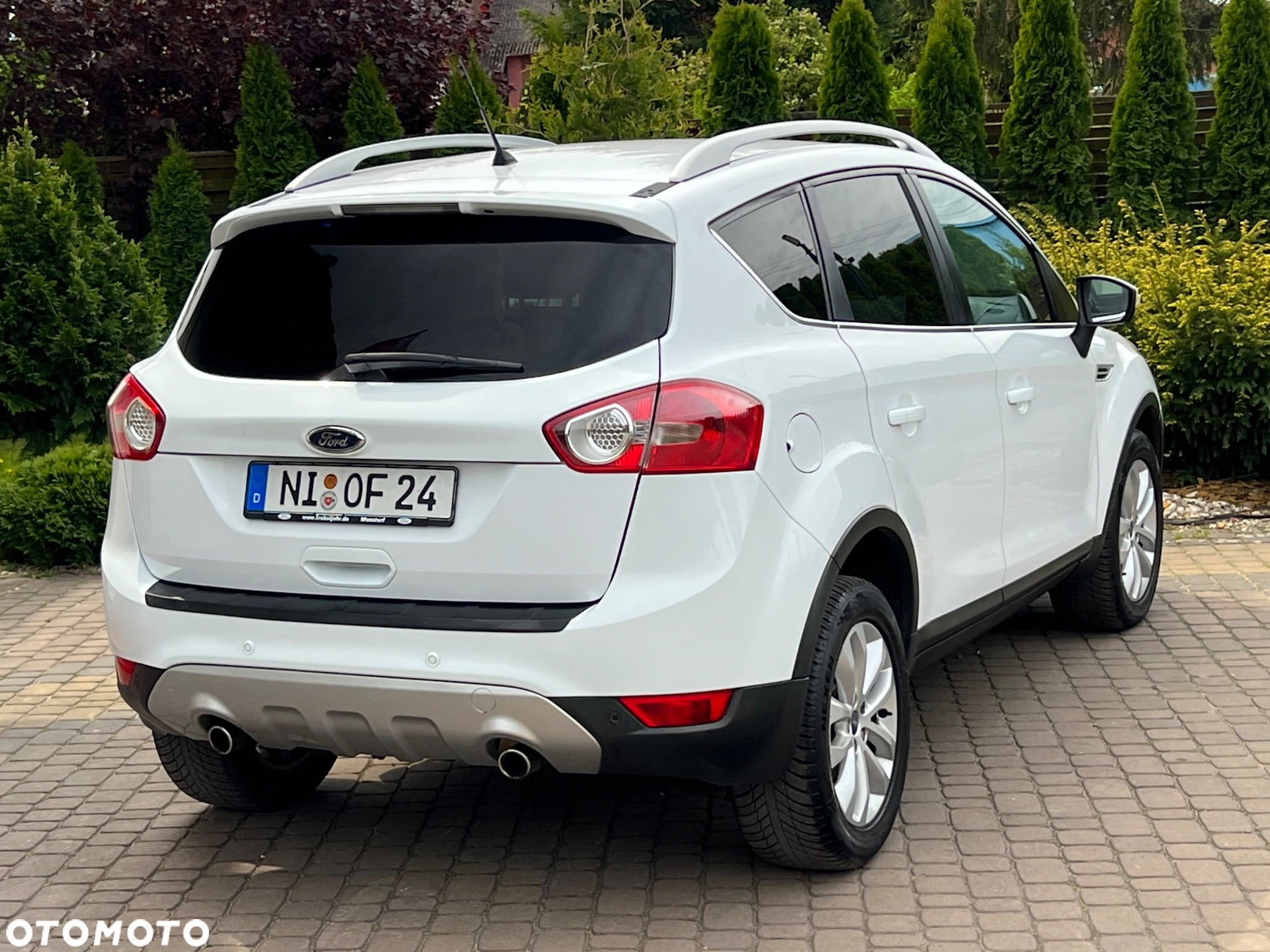 Ford Kuga 2.0 TDCi FWD Titanium - 8