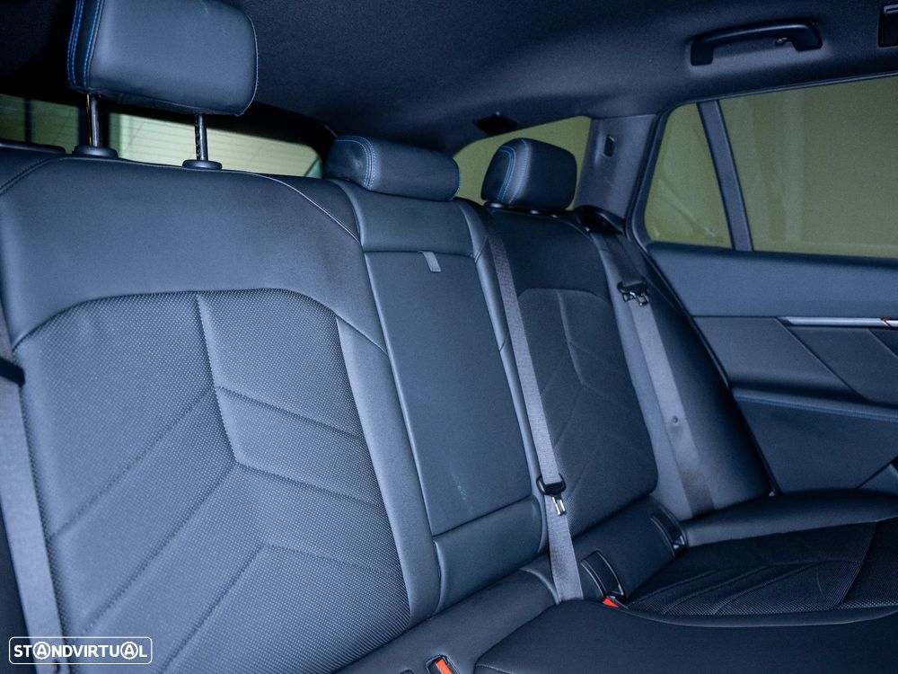 BMW 530 e Pack Desportivo M - 24