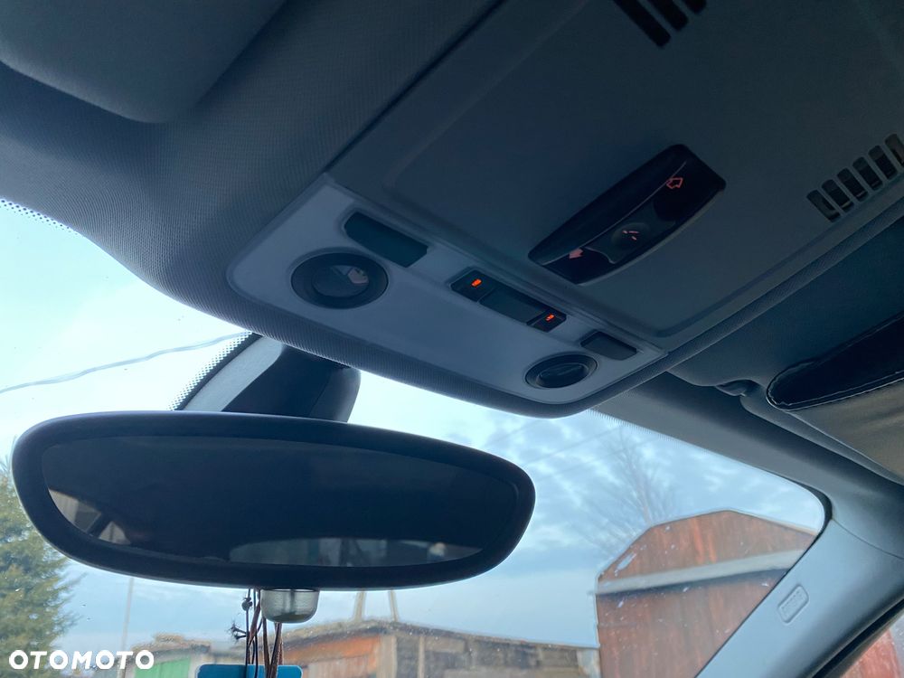 BMW Seria 1 118d - 10