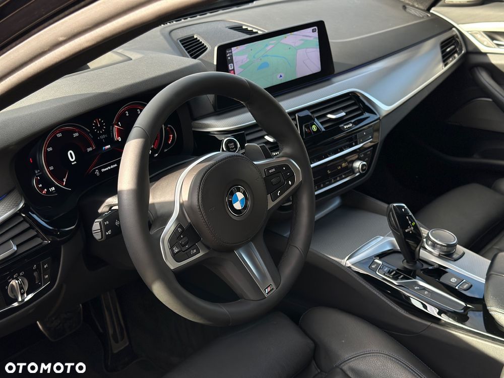 BMW Seria 5 520d xDrive M Sport sport - 14