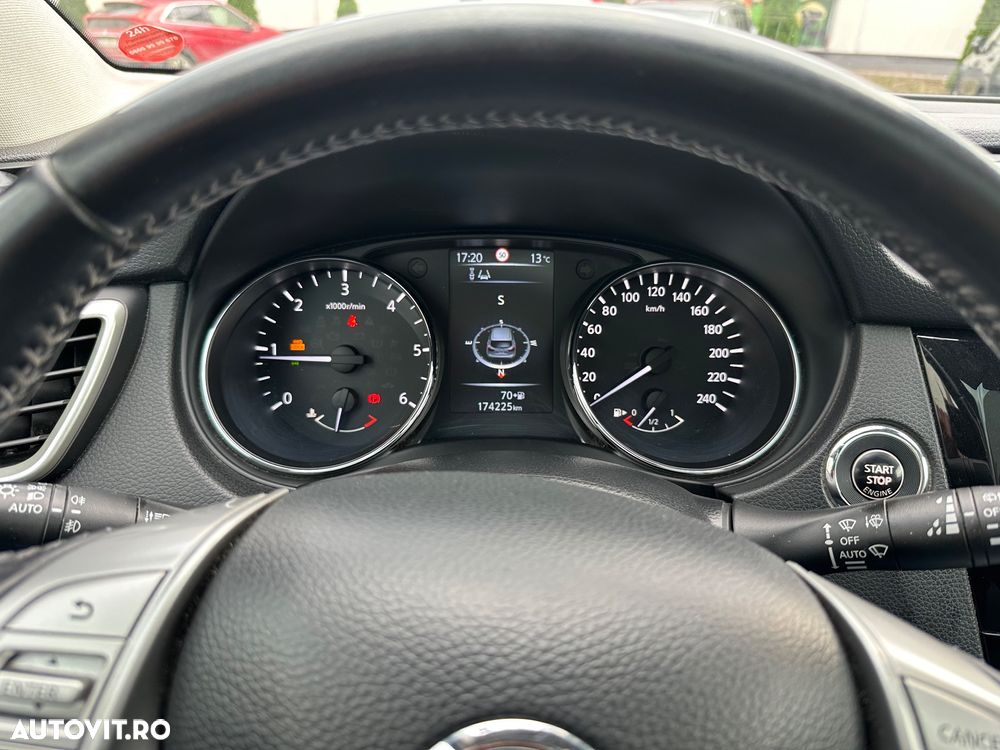 Nissan Qashqai 1.6L dCi Start/Stop 4X4-i Tekna - 13