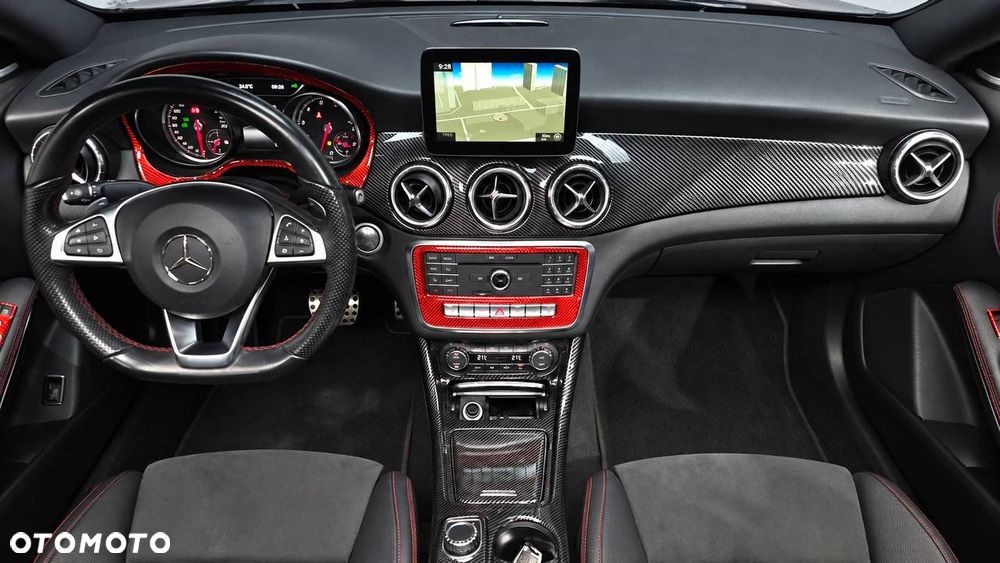 Mercedes-Benz CLA 250 4Matic 7G-DCT AMG Line - 5