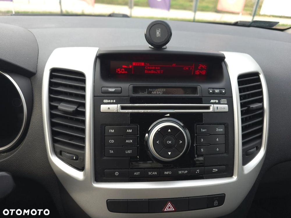 Kia Venga 1.4 CRDi L - 25
