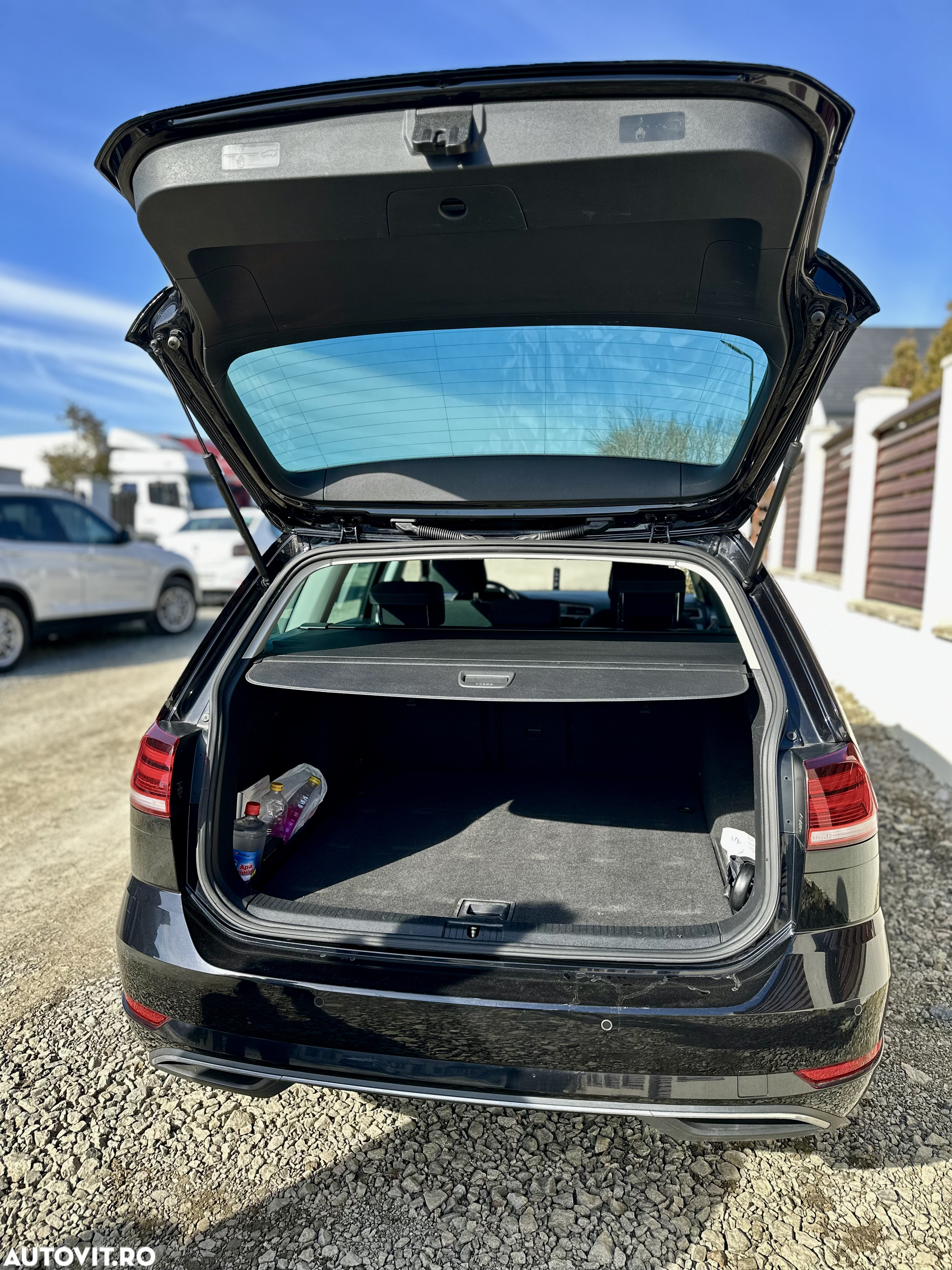 Volkswagen Golf 2.0 TDI DSG Join - 9