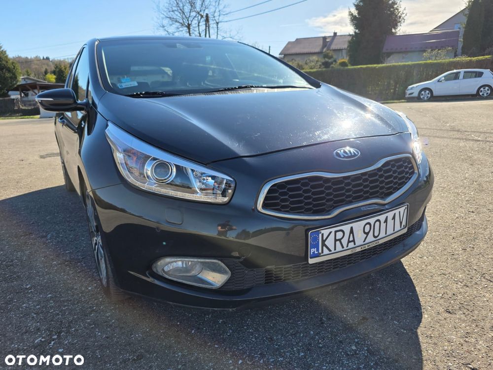 Kia Ceed 1.6 CRDi 128 Platinum Edition - 9