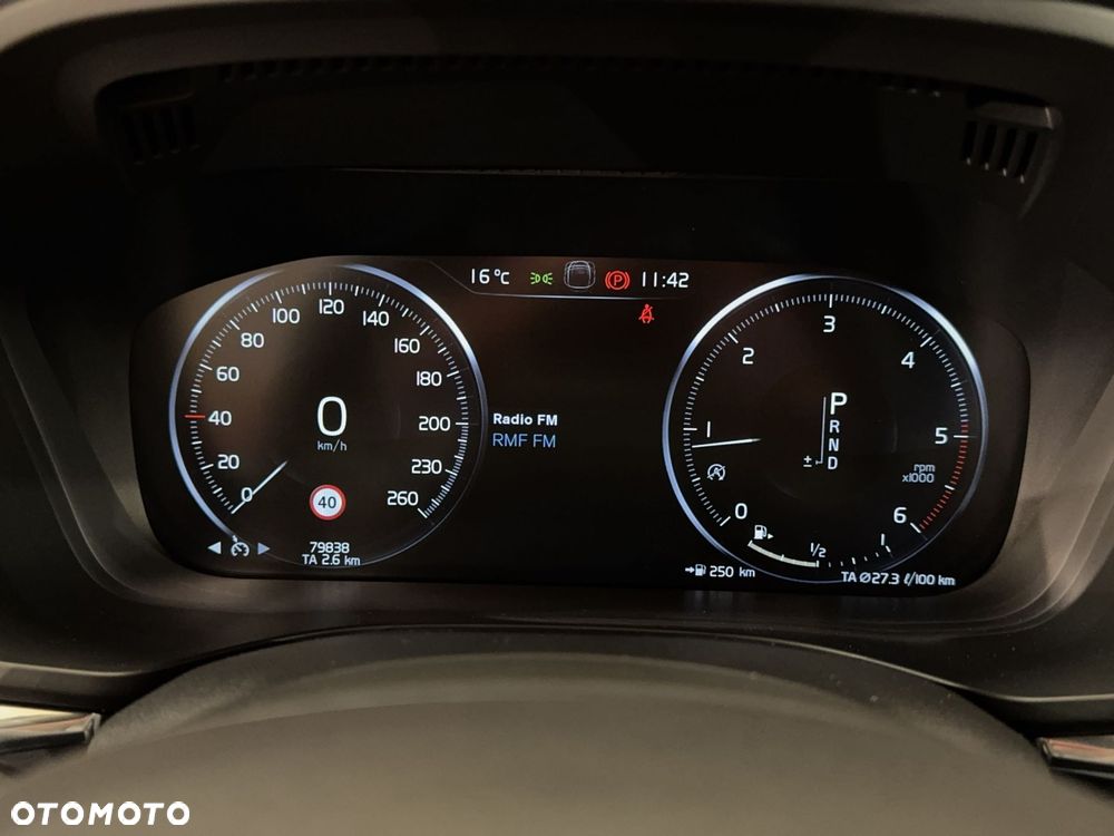 Volvo XC 60 - 21
