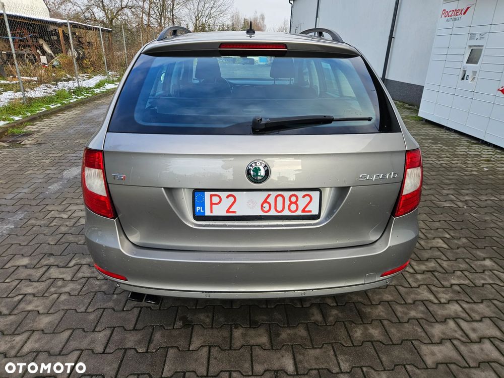 Skoda Superb 1.8 TSI Active - 16