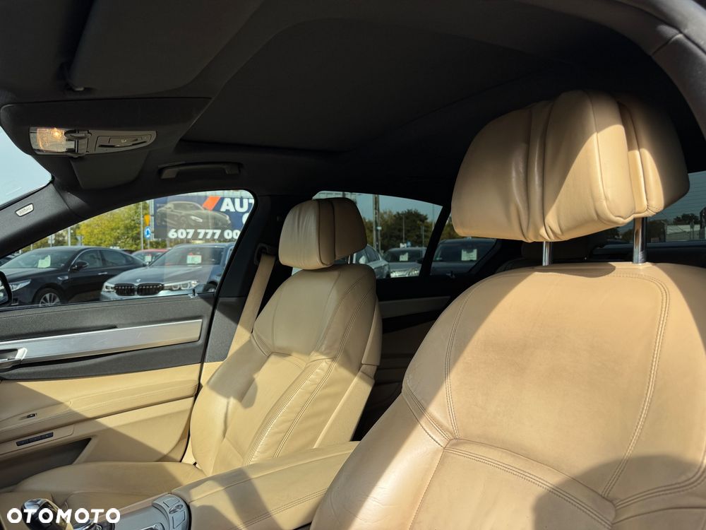 BMW Seria 7 730d - 17