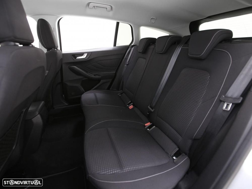 Ford Focus SW 1.5 TDCi EcoBlue Business - 11