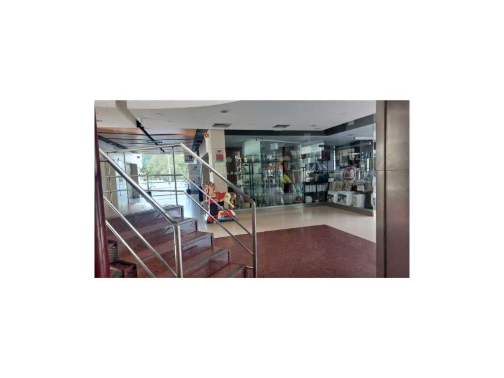 Loja - Centro Comercial Solátia - Grande imagem: 2/3