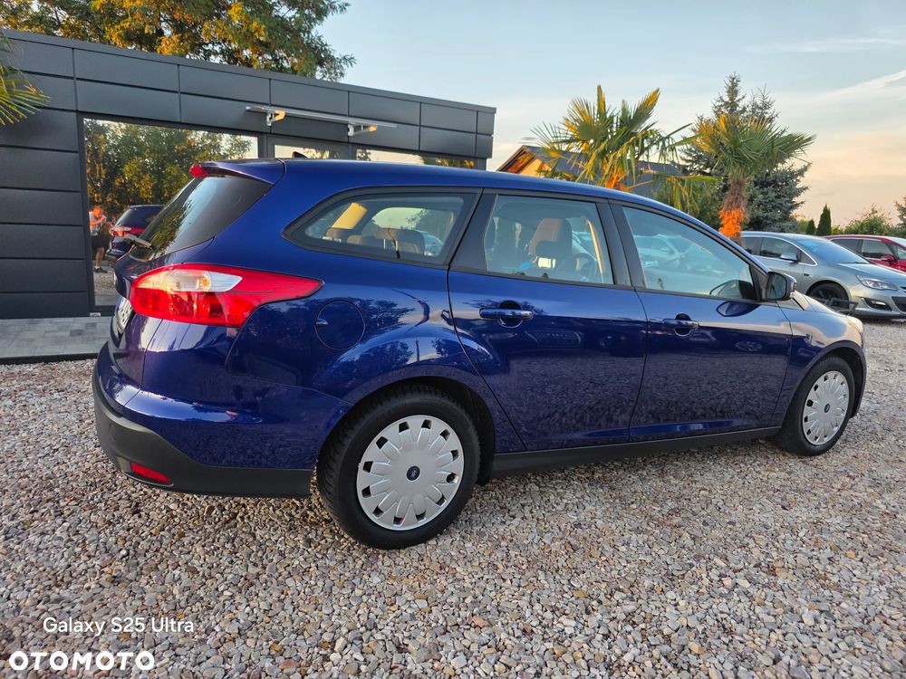 Ford Focus Turnier 1.6 TDCi ECOnetic 99g Start-Stopp-Sy SYNC Edition - 15