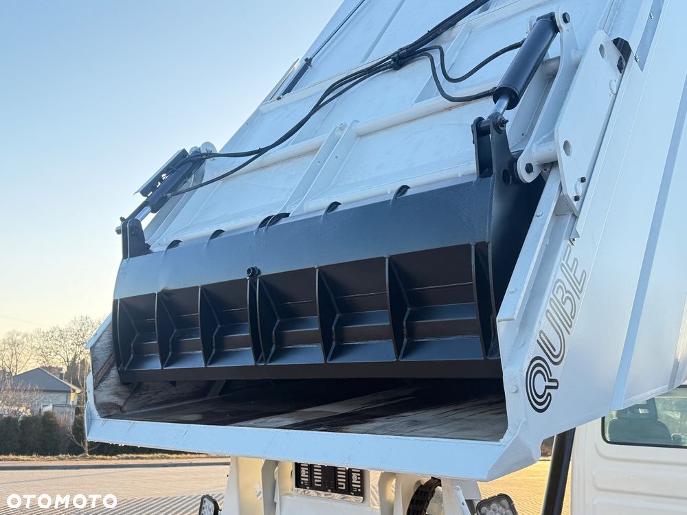 Iveco DAILY 72-180 180KM * Śmieciarka QUBE *Wywrotka / Zgniatarka/Idealny Stan !!! - 35