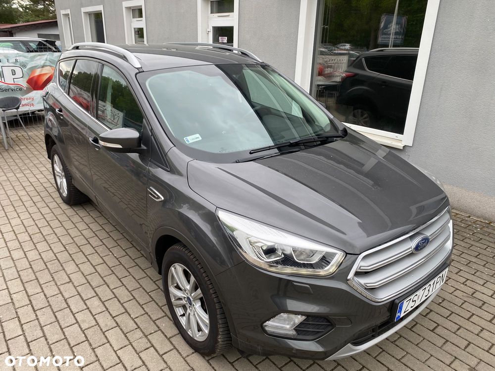 Ford Kuga 2.0 TDCi 2x4 Titanium - 10