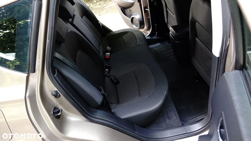 Nissan Qashqai 2.0 tekna - 11