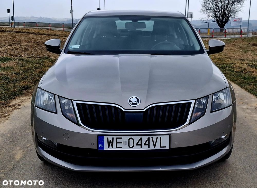 Skoda Octavia 1.6 TDI SCR Ambition - 2