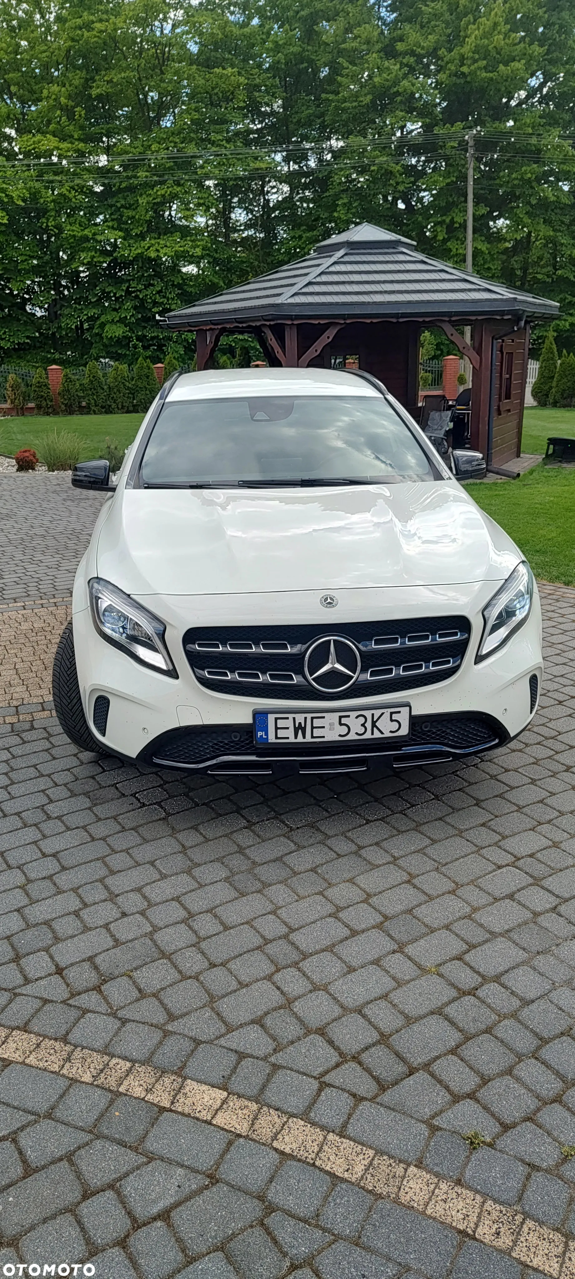 Mercedes-Benz GLA 180 d 7G-DCT - 3