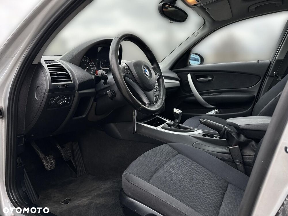 BMW Seria 1 - 12
