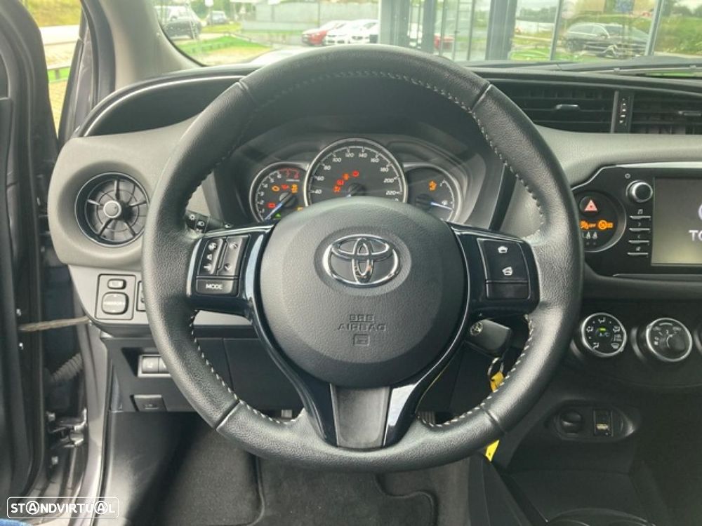 Toyota Yaris 1.0 VVT-i Exclusive - 12