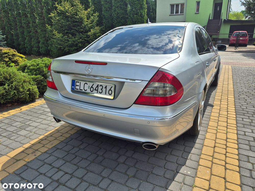 Mercedes-Benz Klasa E 320 CDI 4-Matic Avantgarde - 4