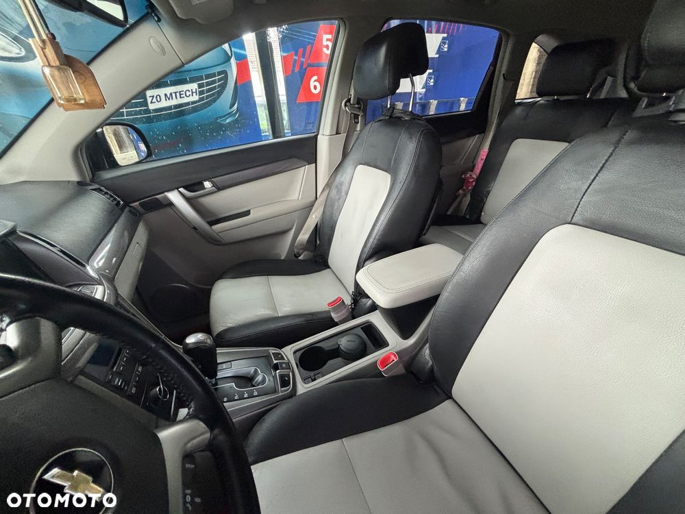 Chevrolet Captiva 2.2 d LT+ - 3